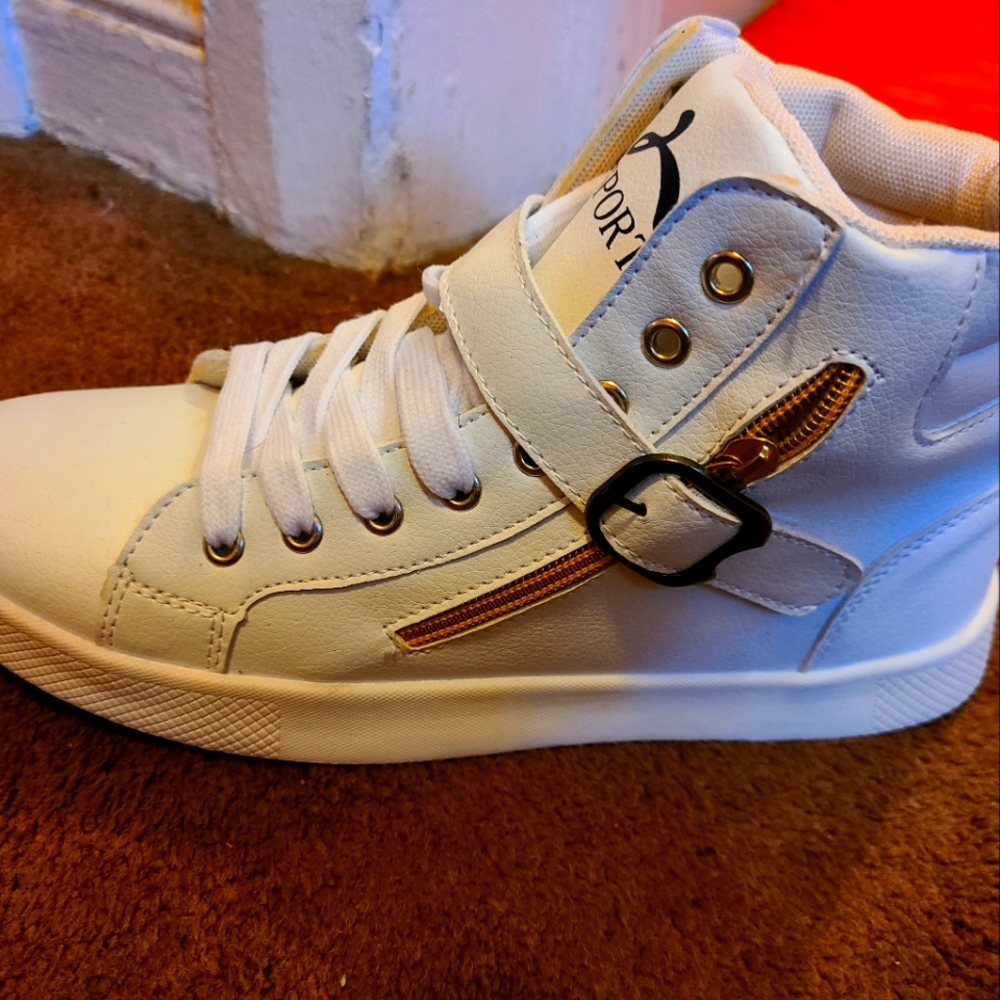 SPORT SHOES MEN SIZE 8